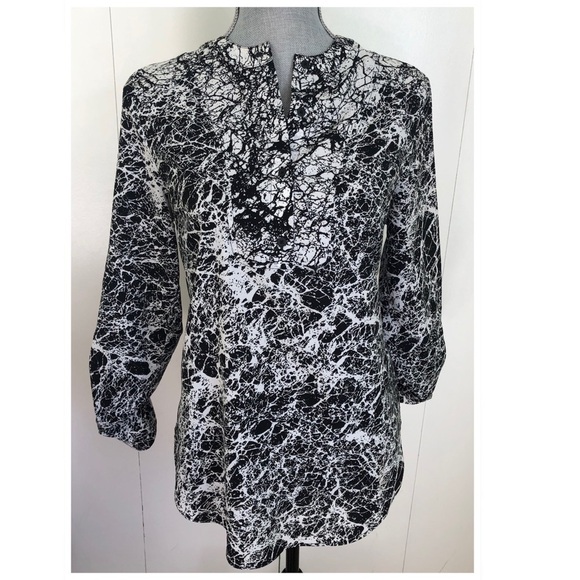 attention Tops - Attention high/low gorgeous blouse